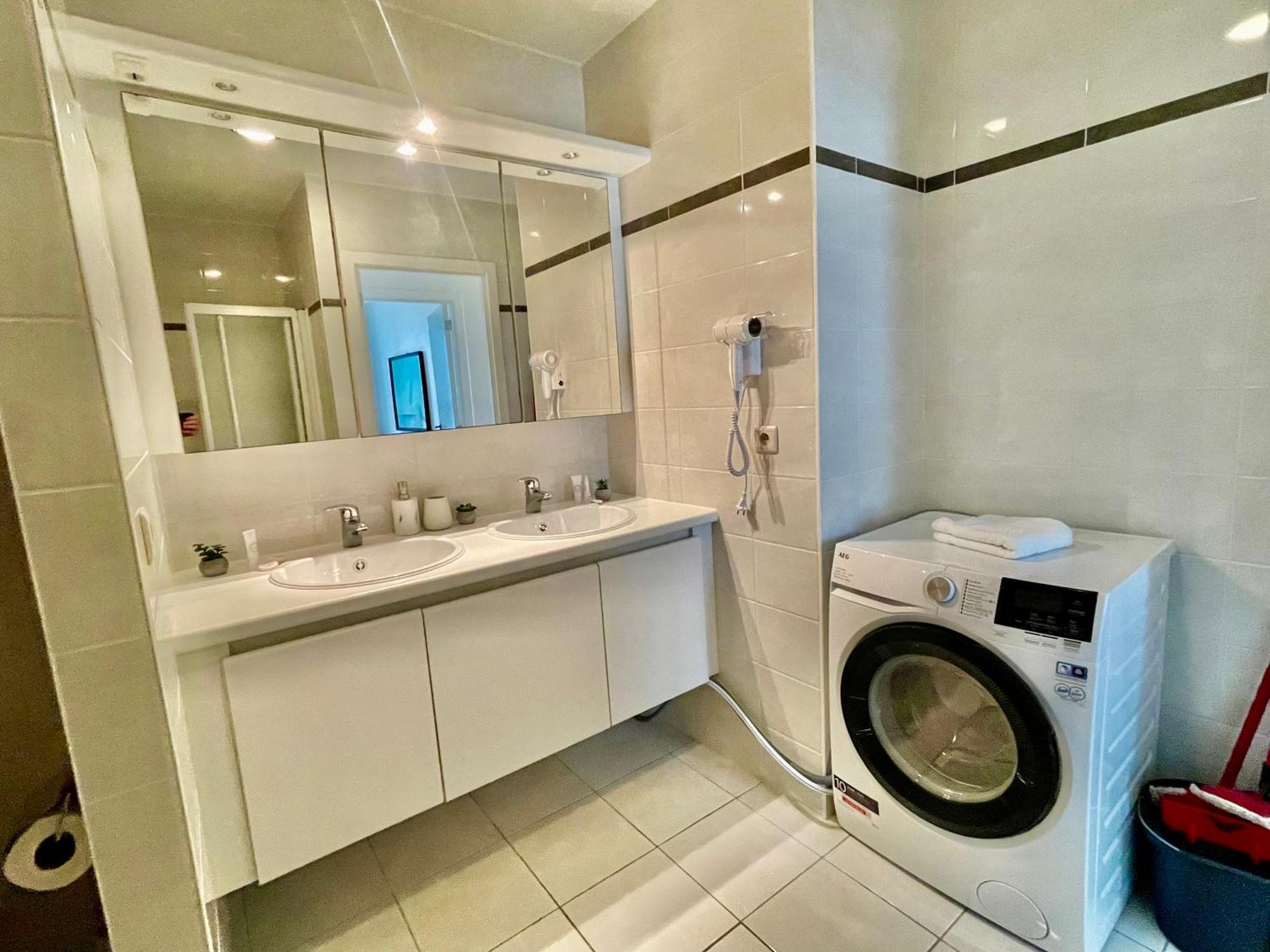 3Br Zeedijk Apartment Ocean View Blankenberge Dış mekan fotoğraf