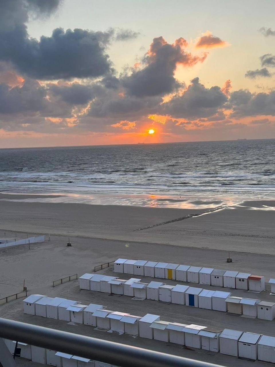 3Br Zeedijk Apartment Ocean View Blankenberge Dış mekan fotoğraf
